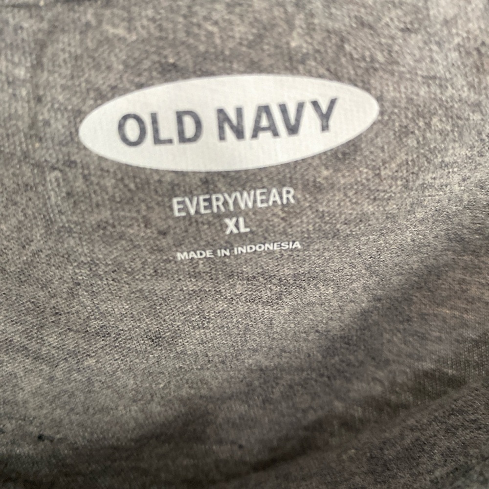Old Navy Charcoal Camisole Top - Picture 3 of 3